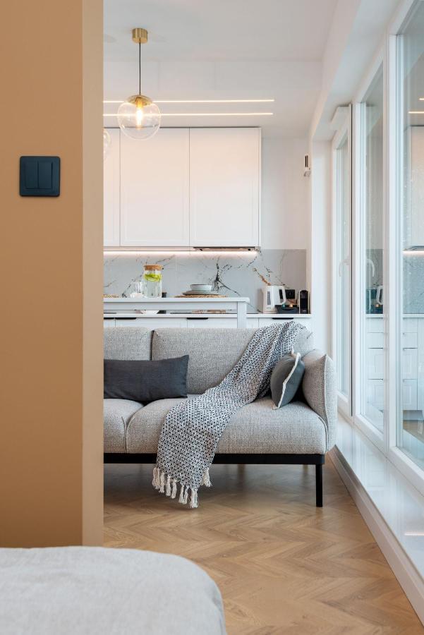 Kairos Apartments - Tower Premium - Silownia, Sauna, Scisle Centrum كاتوفيتسه المظهر الخارجي الصورة